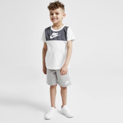 2t nike boy clothes